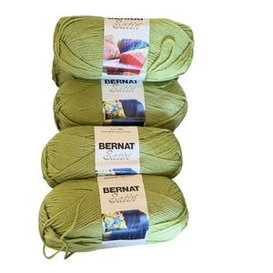 Bernat Satin Yarn Lot 5 Skeins Fern 4222 Green Acrylic Worsted Med 4 Soft Silky
